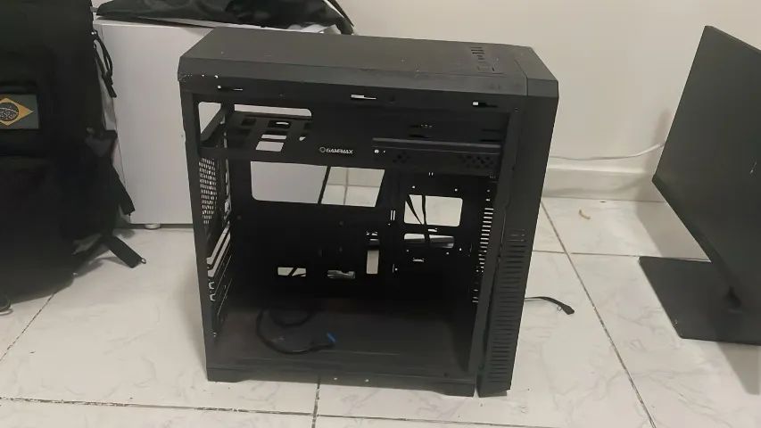 Gabinete Gamemax - Foto 2