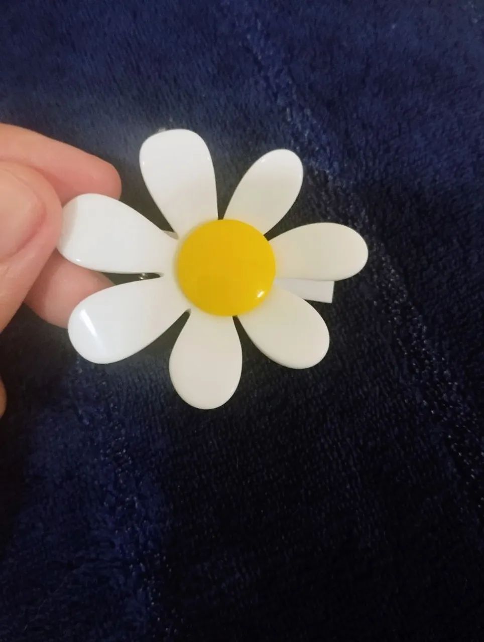 Presilha de cabelo flor margarida branca 