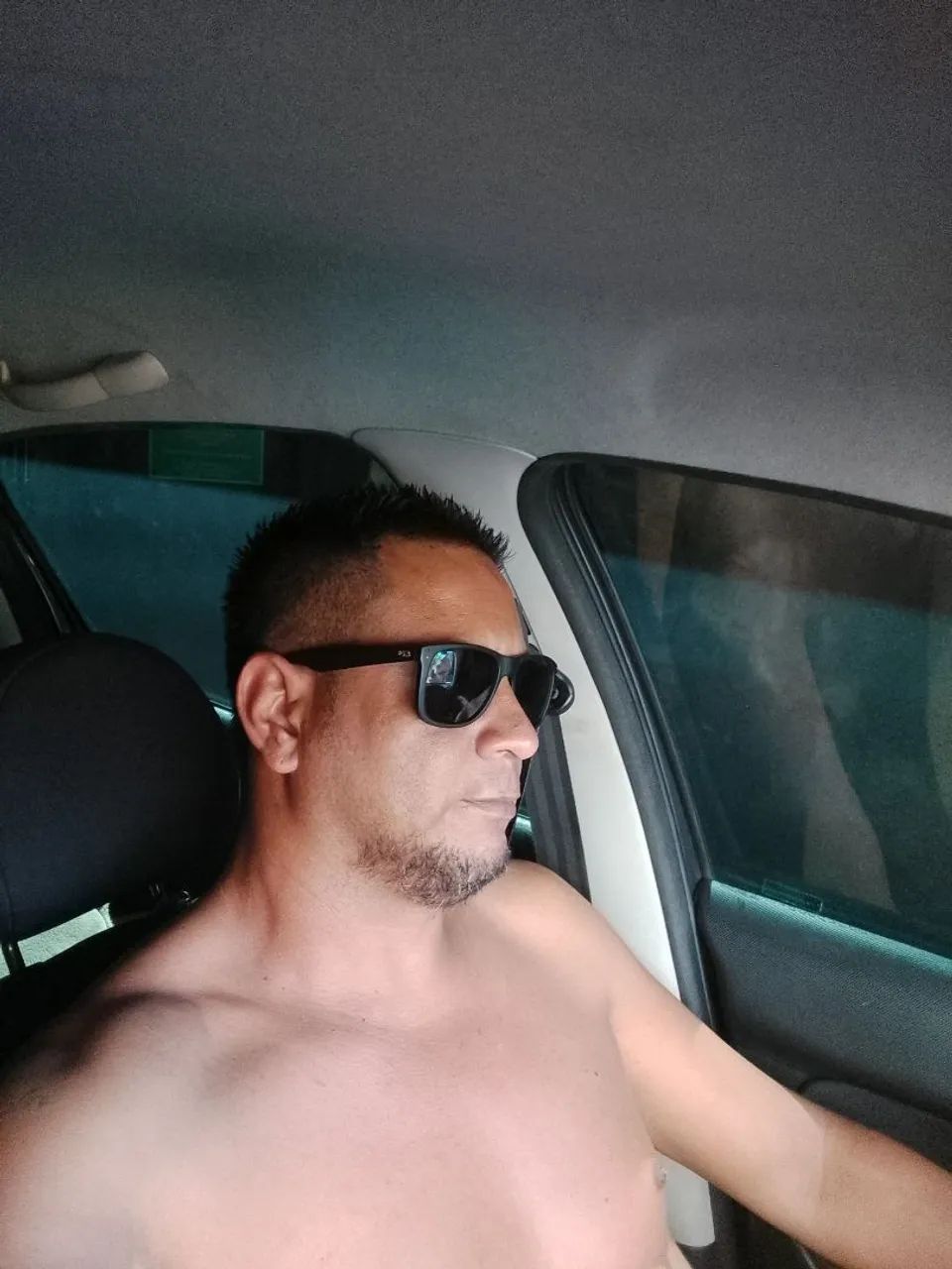 Marido de aluguel 24 hrs chama q da negócio 