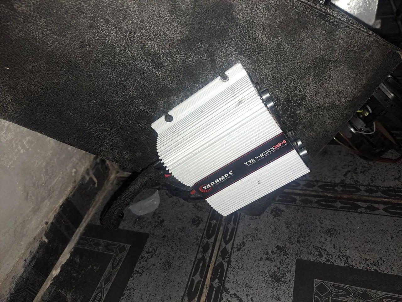 Vendo subwoofer 10 polegadas e 6x9 - Foto 2