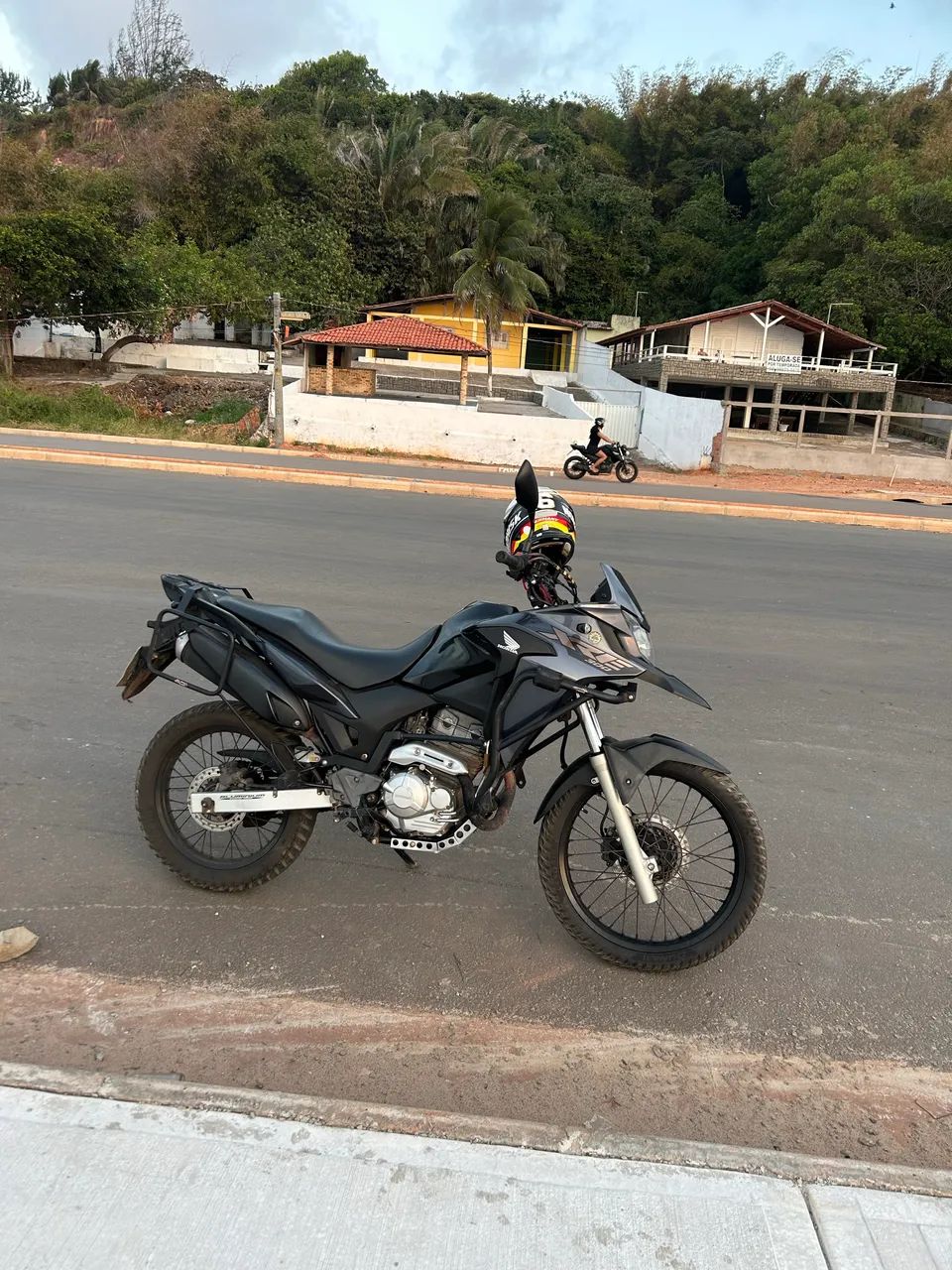 XRE 300 abs flex muito nova 