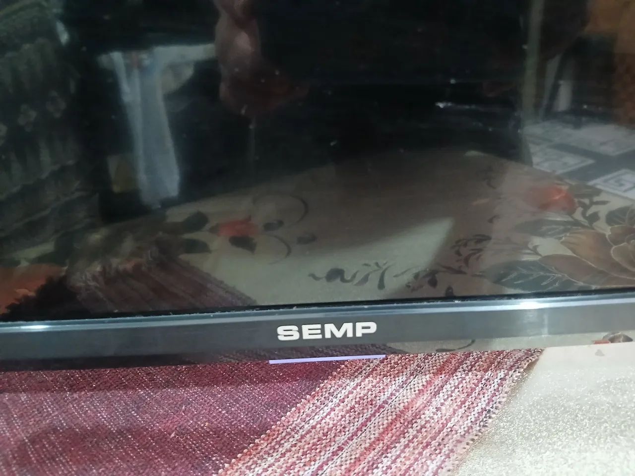 Tv smart 43 polegadas com defeito 