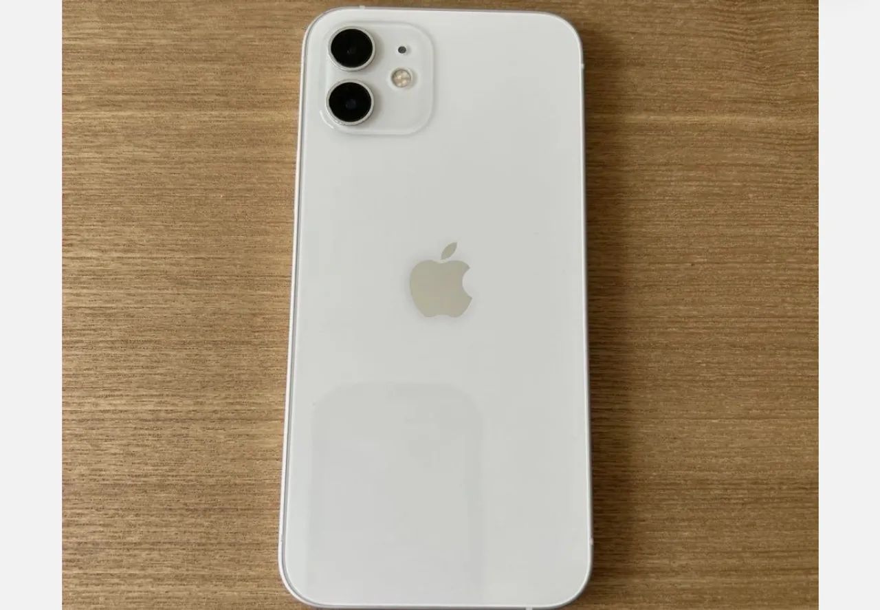 iPhone 12