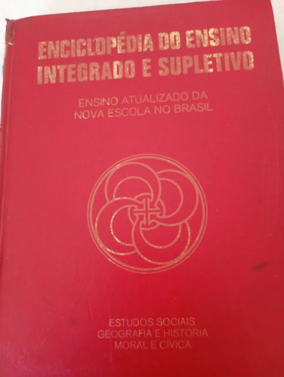 Enciclopédia cinco volumes