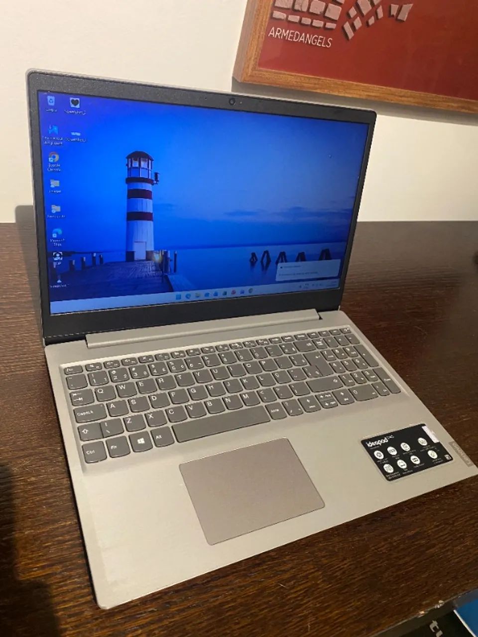 Notebook Lenovo em excelente estado - Apenas venda!