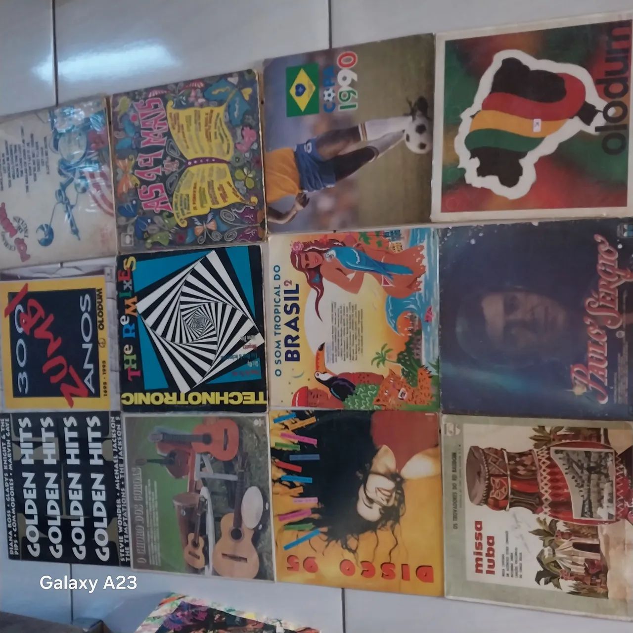 Disco de vinil 5 reais  vários gêneros  - Foto 2