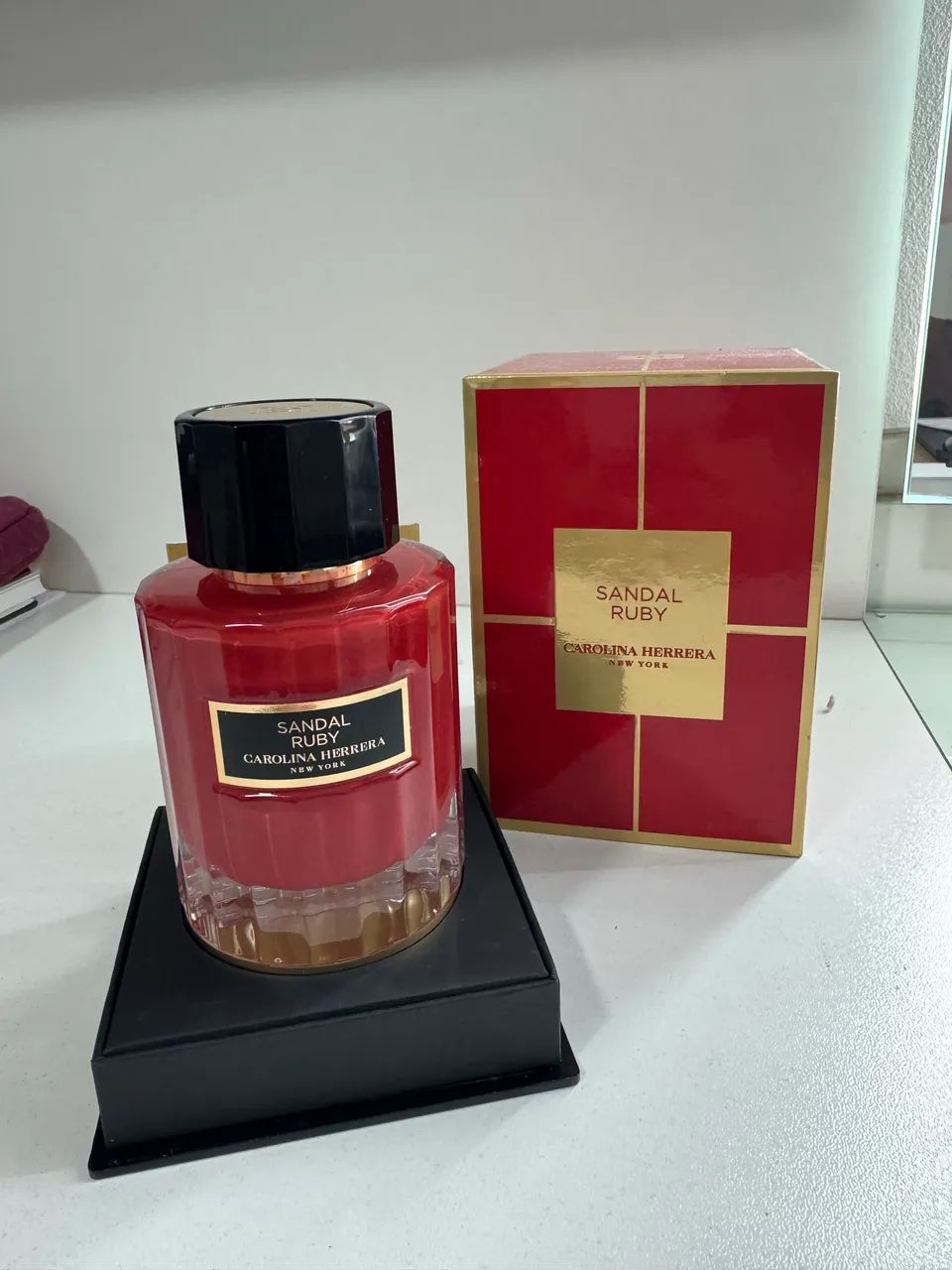 Perfume Sandal Ruby - Carolina Herrera - NOVO ORIGINAL  - Foto 2