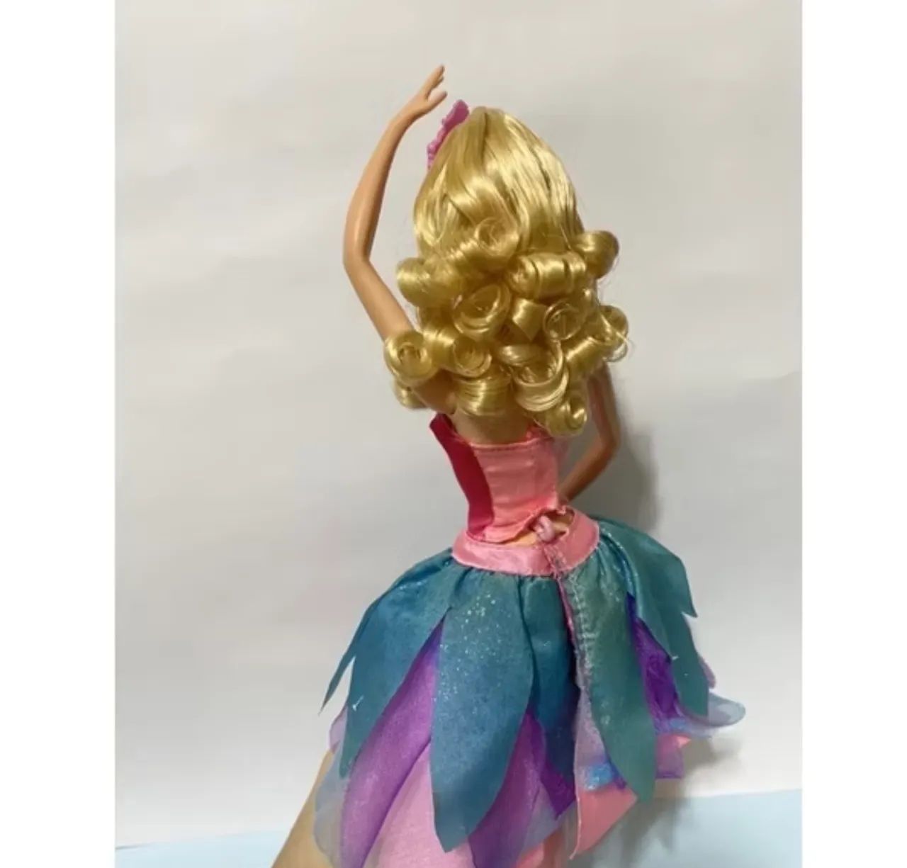 Barbie sapatilhas mágicas  - Foto 3