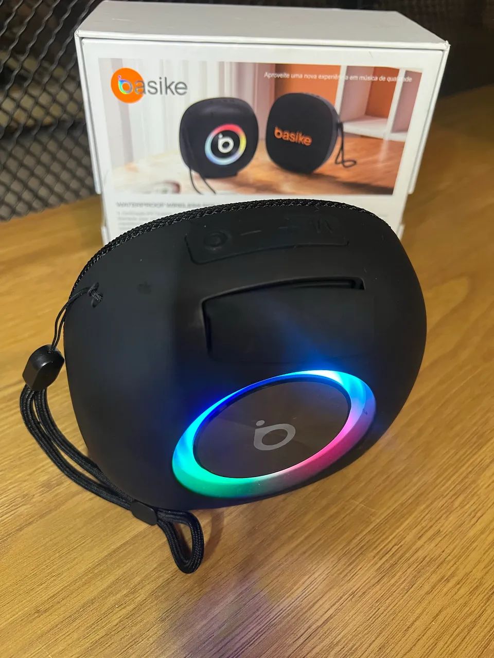 Caixa de Som Basike Bluetooth RGB Prova d?água portátil - Foto 4
