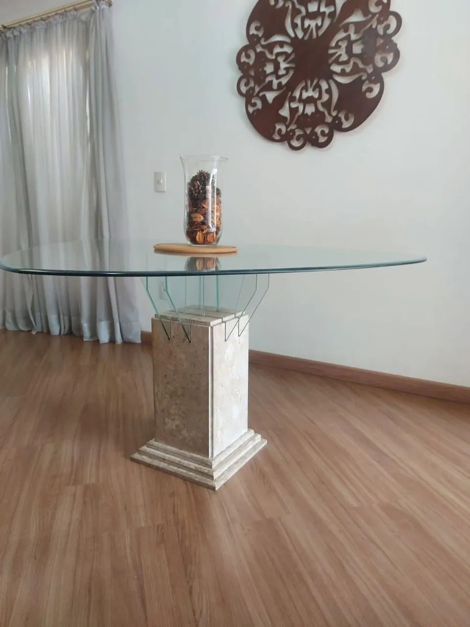 Mesa de Vidro com Base em Mármore Travertino  - Foto 3