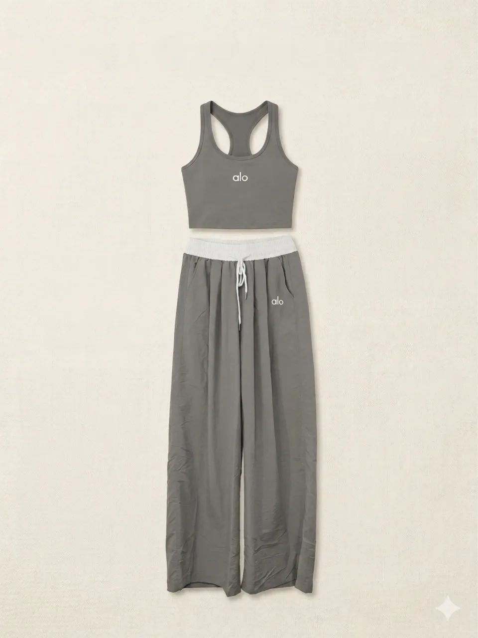 Conjunto: Top e wide leg ALO  - Foto 2
