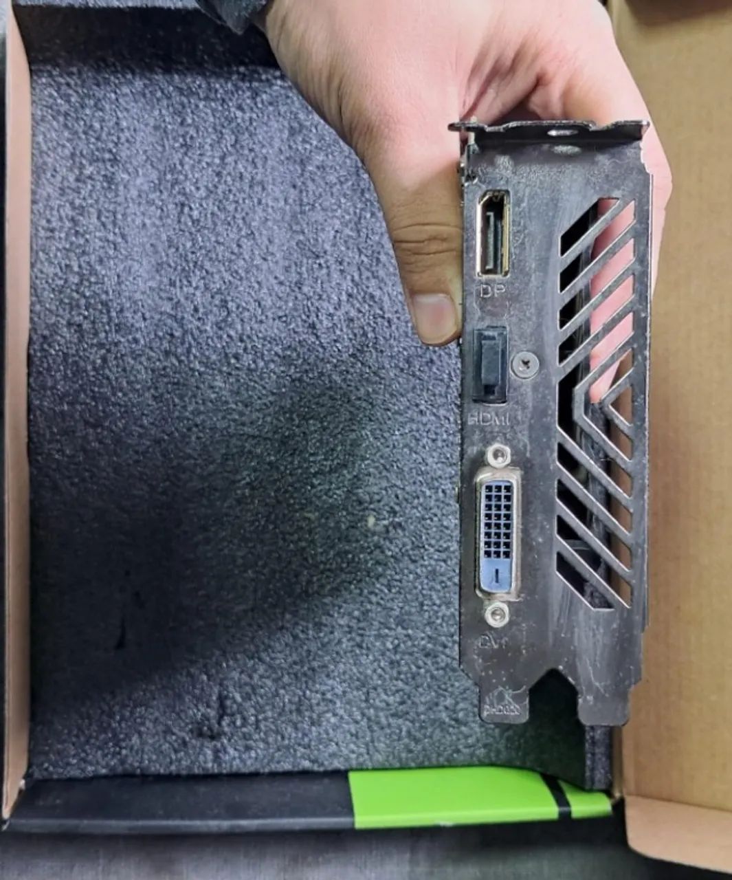 NVIDIA GTX 1050 2GB - Foto 3