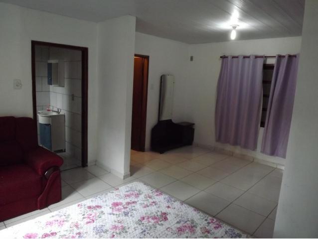 Sobrado central na Praia c/ 03 suítes mais 04 dormitórios! Ideal para aluguel de quartos - Foto 4