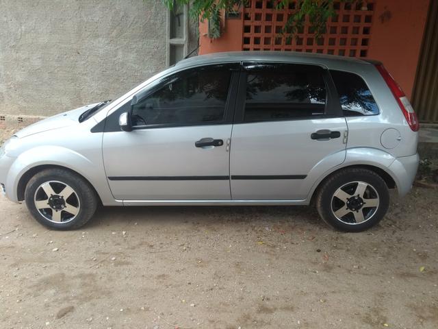 Carro forde fiesta