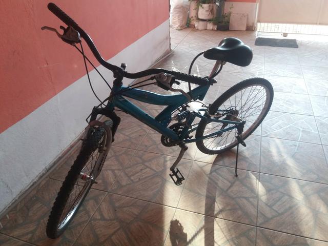Vende-se bicicleta por 300 reais