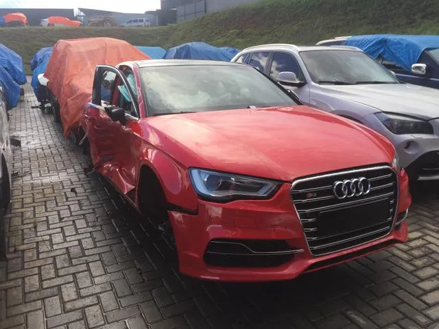 Sucata Audi S3 2015
