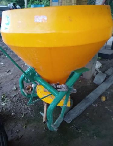 Vendo trator - Foto 3