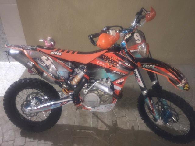 Moto de Trilha Ktm Exc 450