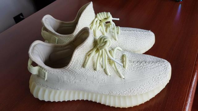 yeezy butter olx