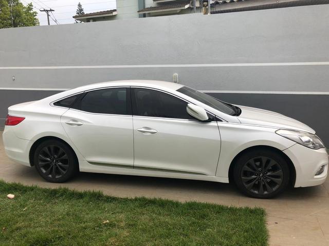 Azera 3.0 V6 2013 270cv