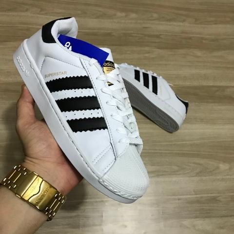 Tênis Adidas Super Star