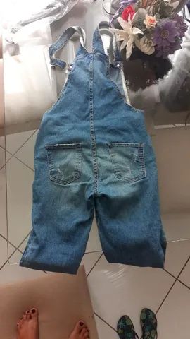 Linda jardineira jeans tamanho 12 anos  - Foto 2
