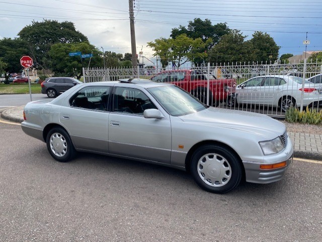 Lexus LS 400 4.0, foto 3 de 19