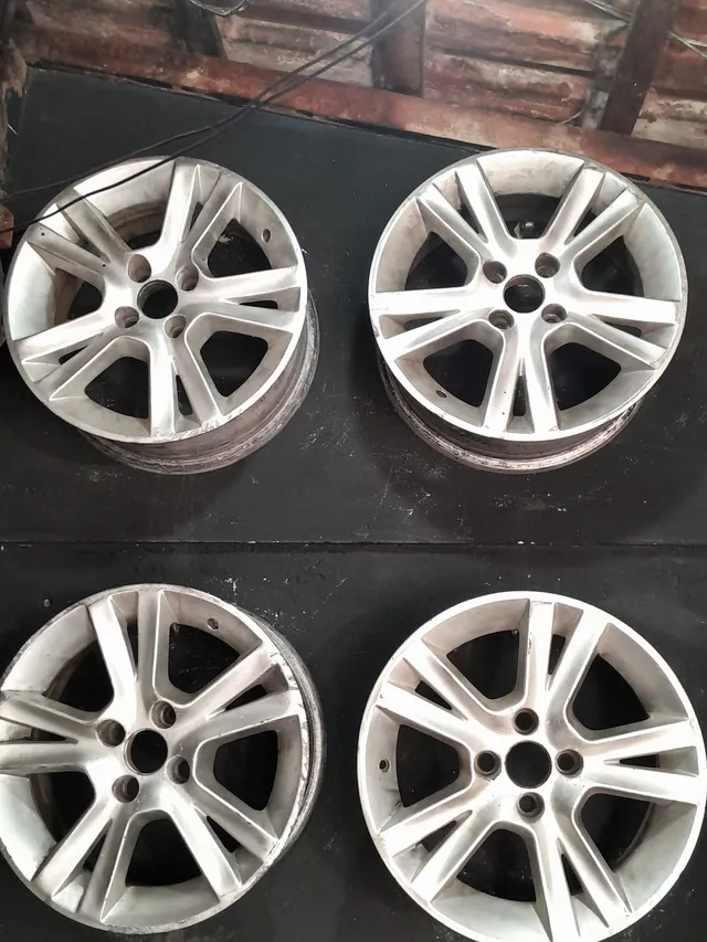 Compro/vendo/troco rodas de ferro originais E de liga-leve