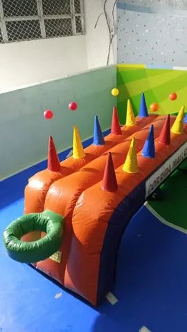 Aluguel de pula pula, piscina de bolinhas, escorrega inflável e vários outros brinquedos 