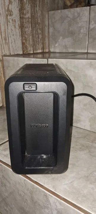 Nobreak Intel brasileira 700va. 110V - Foto 2