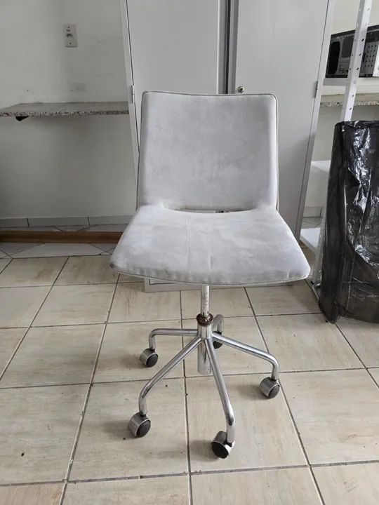 Cadeira balcão para escritório ou bar