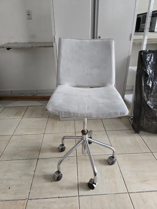 Cadeira balcão para escritório ou bar