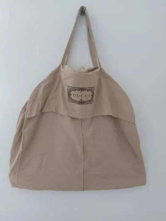 Vestido infantil Gucci original de seda com lantejoulas - Tamanho 8 anos - Foto 3