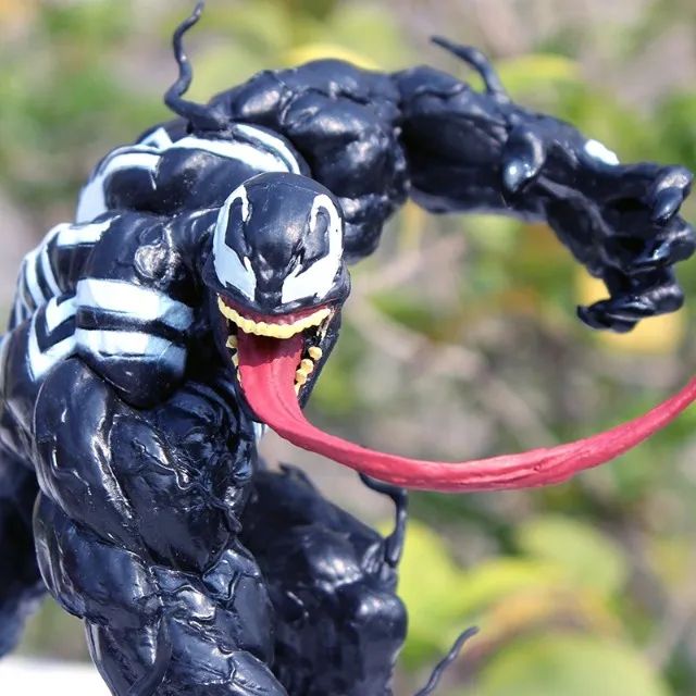 Venom Action figure de coleção Com Base 22cm Spiderman - Foto 3