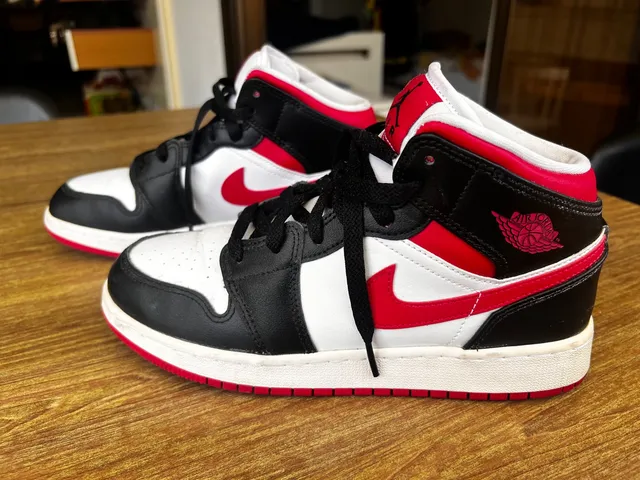 SUPER PROMOÇÃO tênis air jordan divino cor berryU