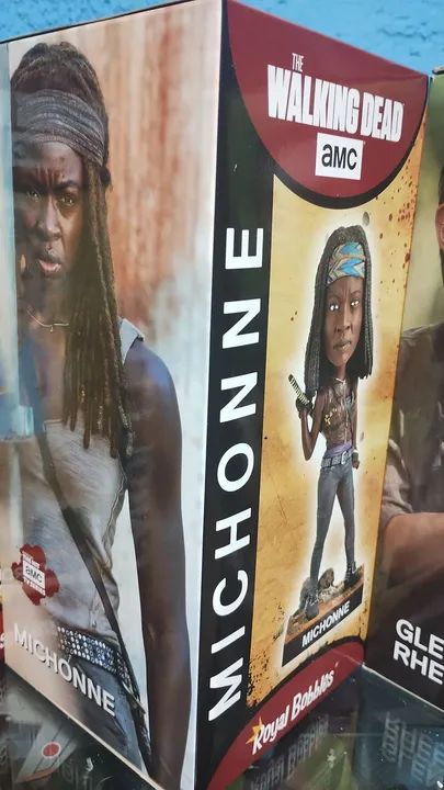 Walking Dead Michone Royal bobblehead action figure - Foto 3