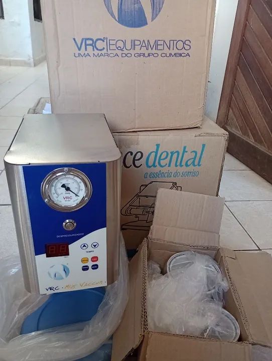 Máquina de Vácuo para Odontologia VRC