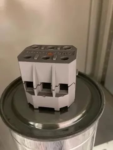 Célula Capacitiva De 25 Kvar/440v - Foto 2