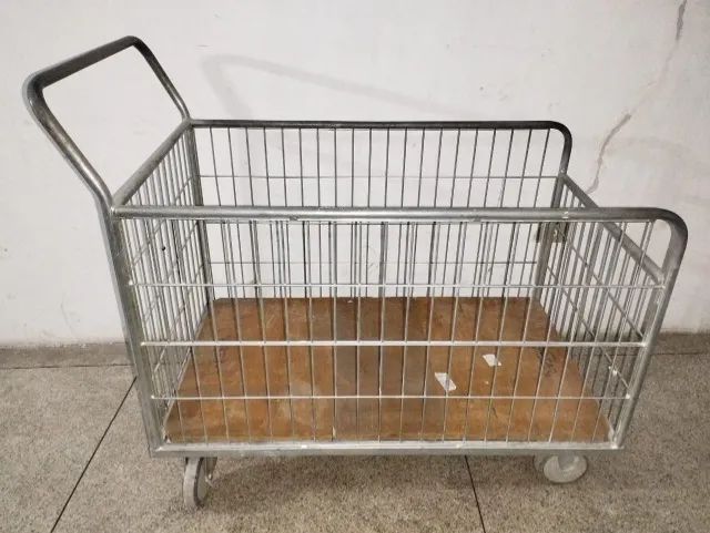 Carrinho de carga e descarga levar produtos em aco c rodas resistentes. kit 2 carrinhos  - Foto 5