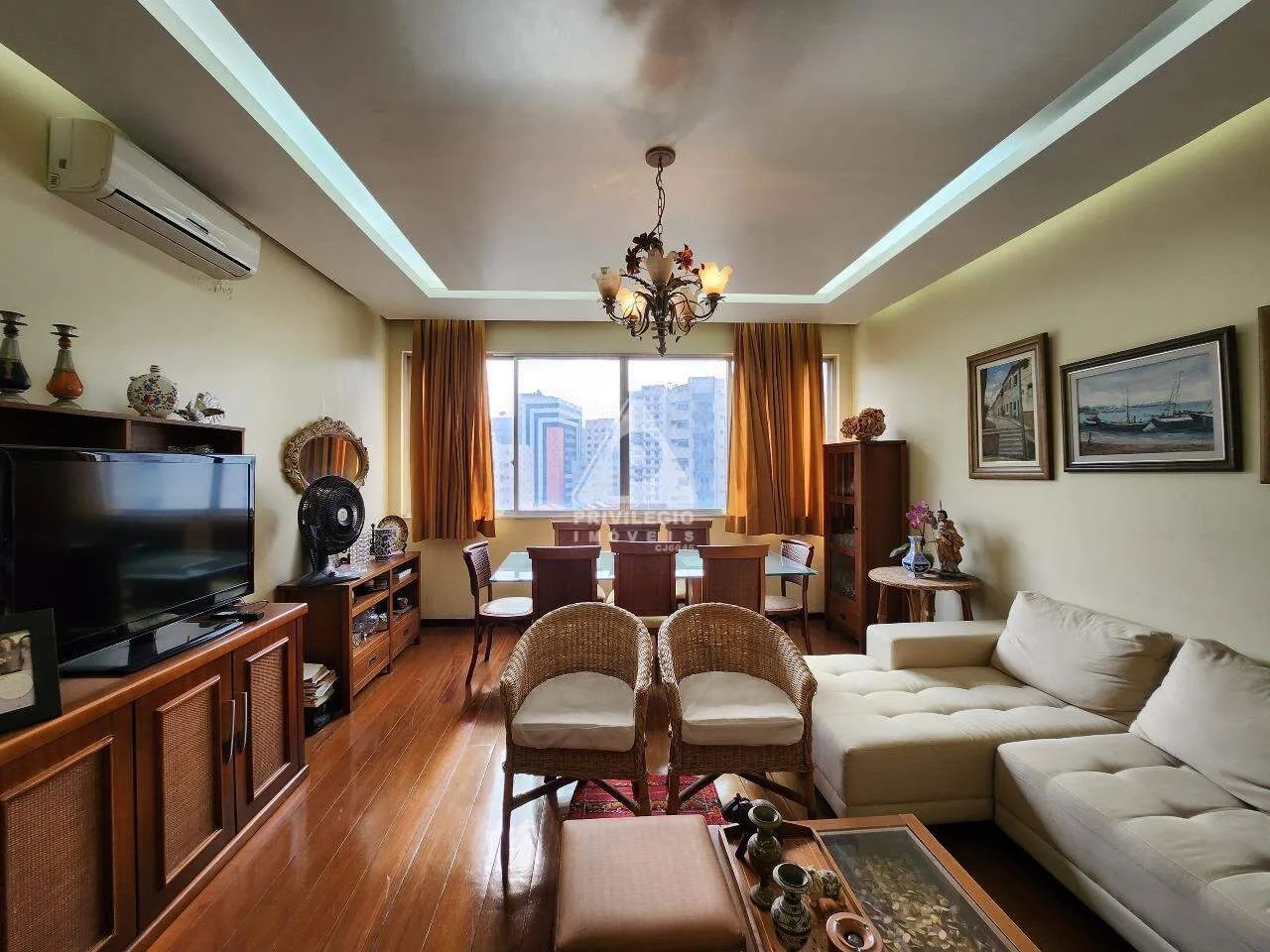 Apartamento 4 Quartos (1 Suíte) com 1 Vaga e Sala Ampla  Botafogo