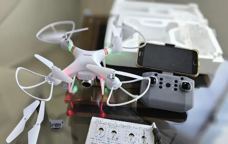 Drone Quadricóptero Com Câmera Em Tempo Real 100% Novo Divertido - Foto 3