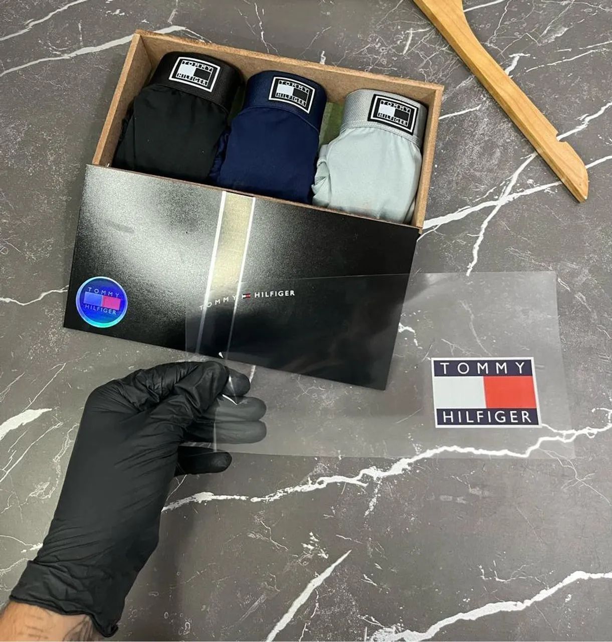 Cueca Tommy Hilfiger - Pacote com 3 peças