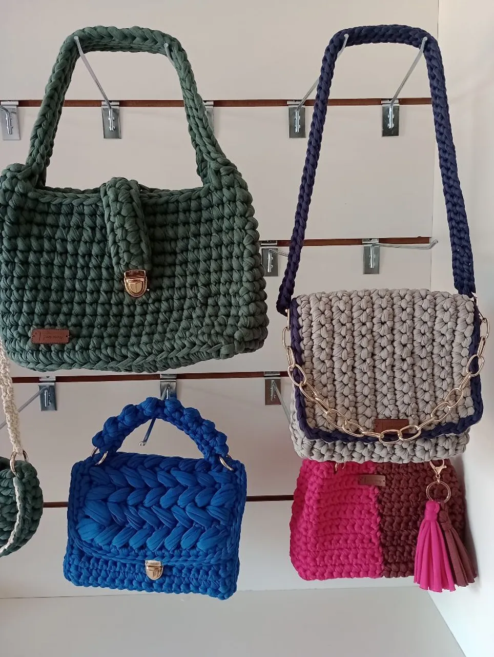 Bolsas Artesanais de Crochê