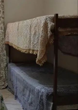 beliche com dois colchão