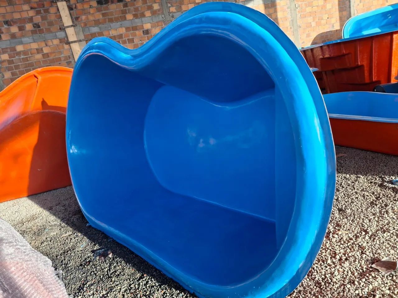 Piscina de fibra só o casco direto da fábrica  - Foto 2