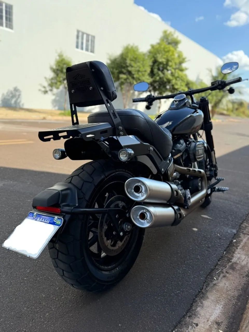 HARLEY DAVISON FAT BOB 114 - Foto 3