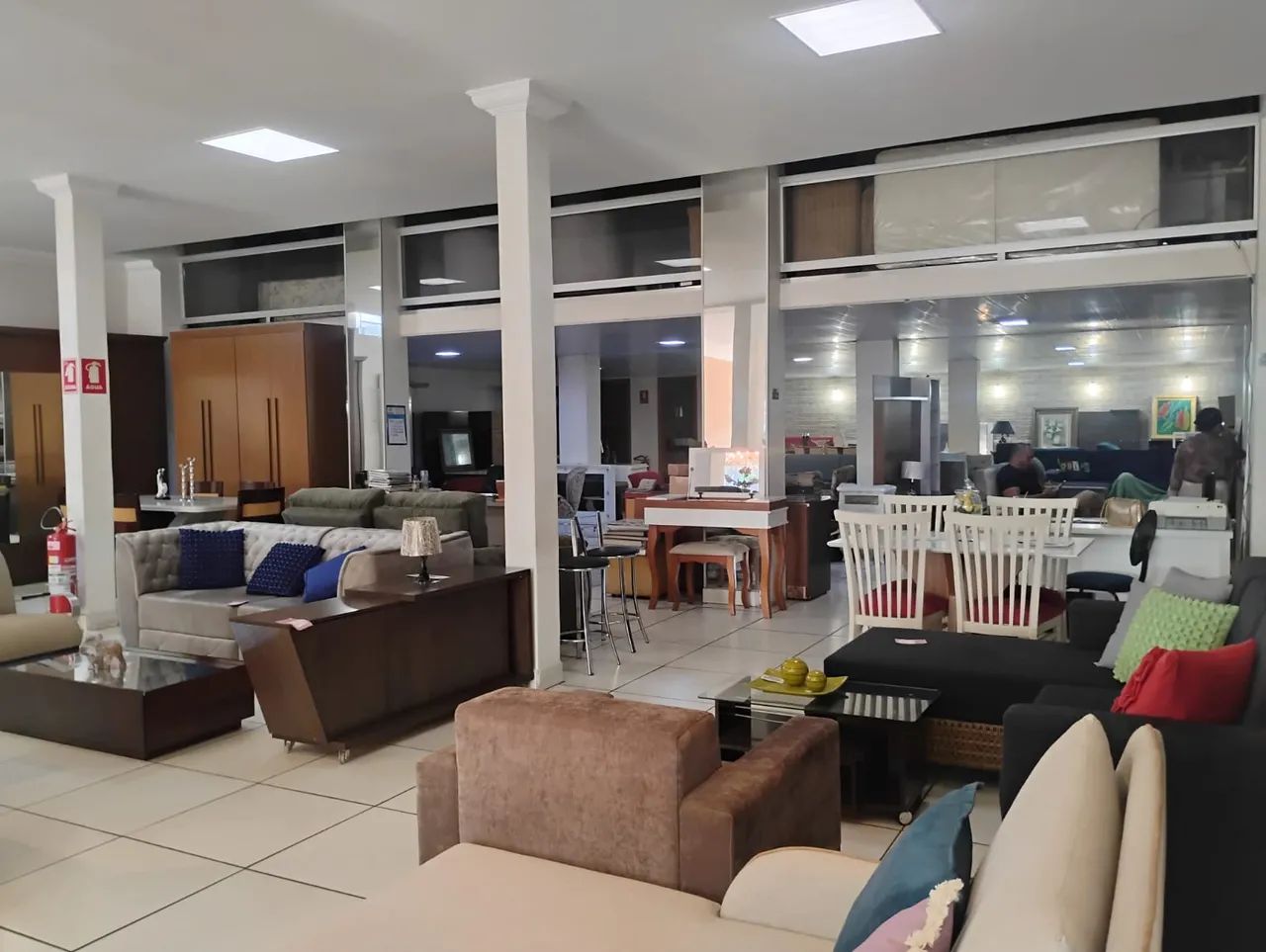Venda de loja e sobrado setor Pedro Ludovico -Goiânia - GO - Foto 4