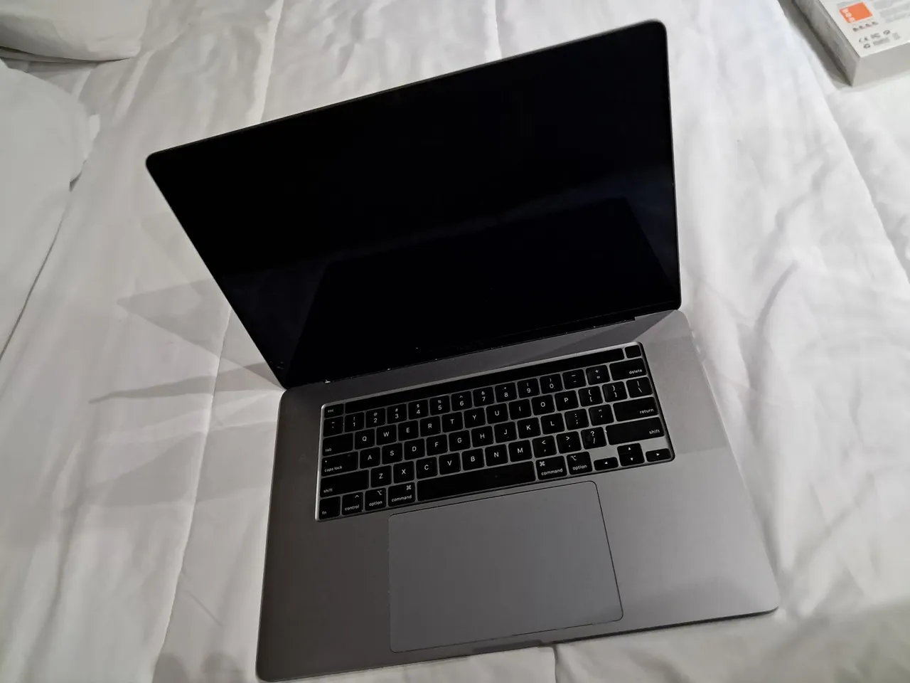 MacBook Pro 16 i9 16gb 1TB