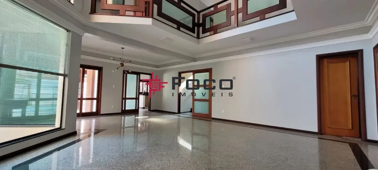 Casa com 5 dormitórios para Locação no Esplanada do Sol
