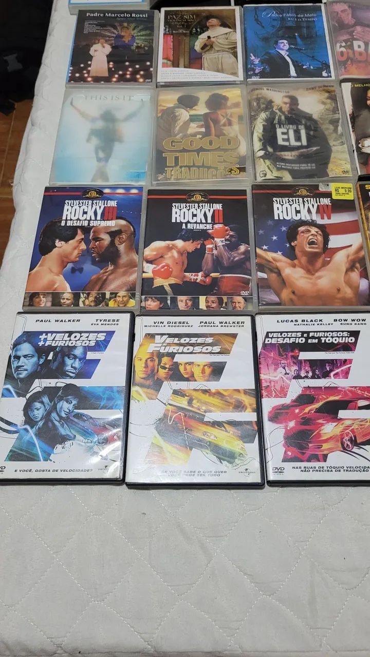 LOTE DE DVDs  de filmes e shows variados - Foto 2